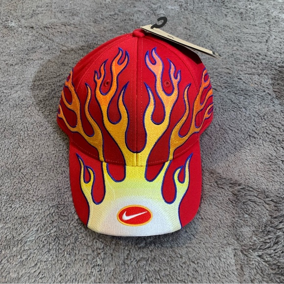 Y2K Nike Red Flame‎ Hat